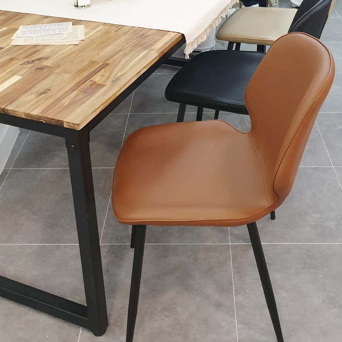 도로시 체어 업소용의자 카페의자 철제 가죽 인테리어 식탁 식당 의자